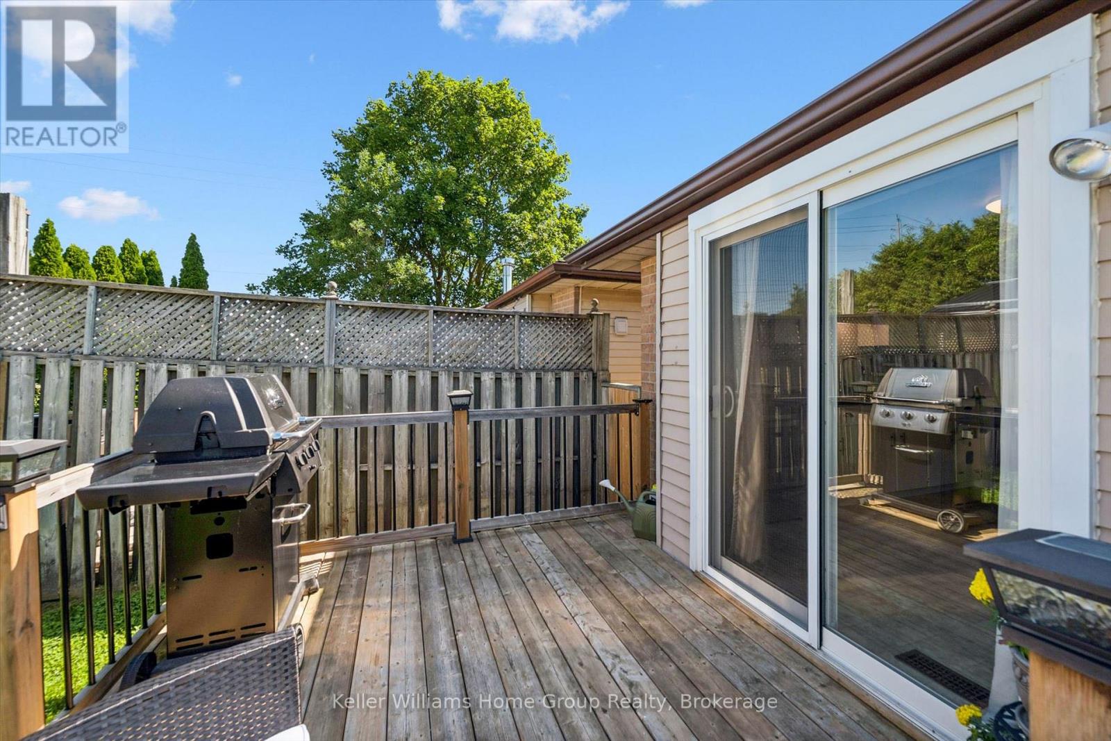 395 STRATHALLAN STREET - Image 34