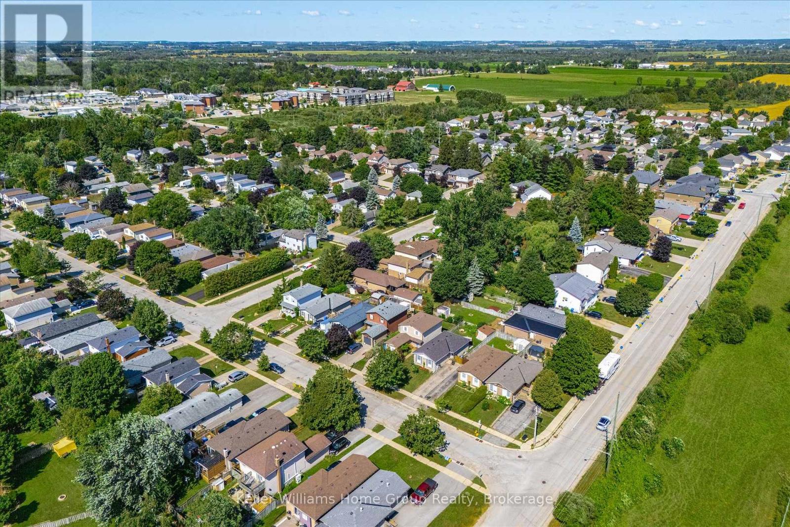 395 STRATHALLAN STREET - Image 46