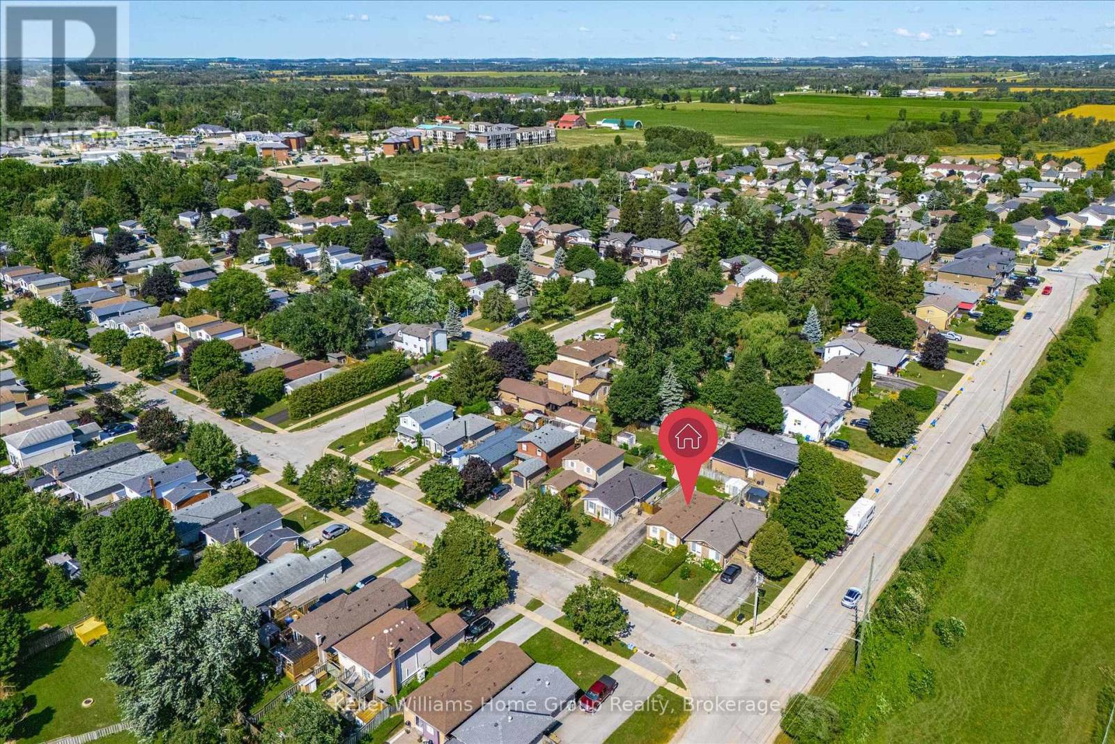 395 STRATHALLAN STREET - 47