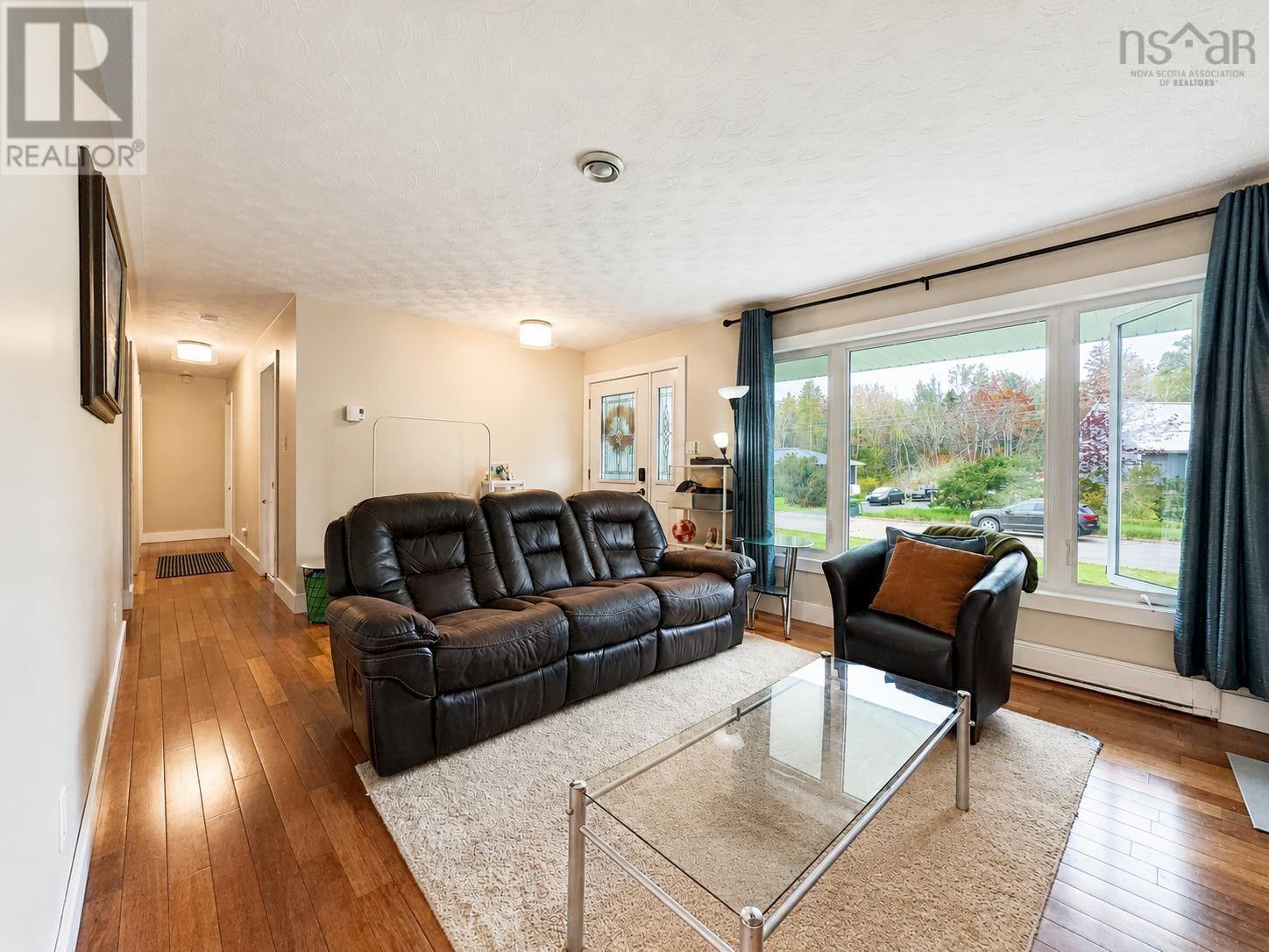 85 Ranni Crescent - 7