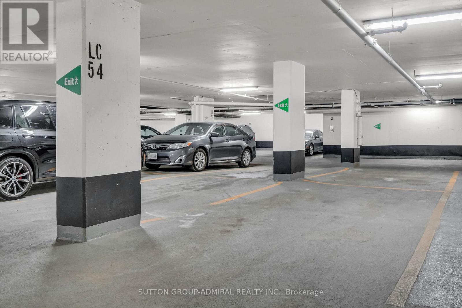 #1315 51 EAST LIBERTY STREET - 24