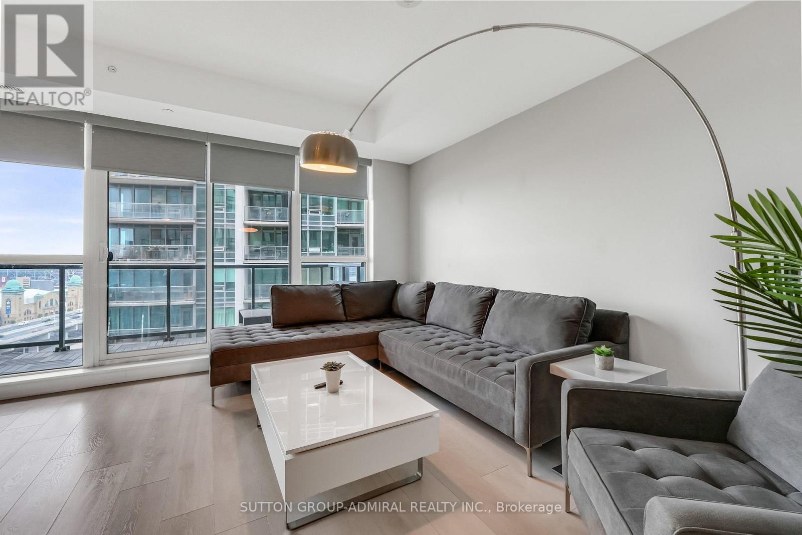 #1315 51 EAST LIBERTY STREET - 8