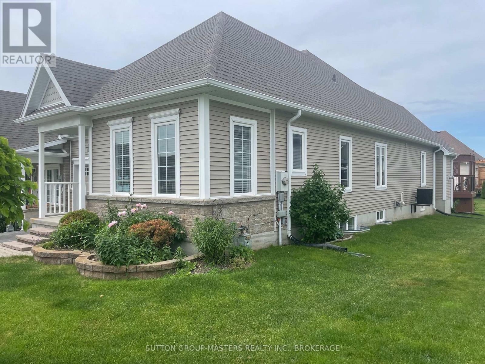 133 BRITANNIA CRESCENT - 3