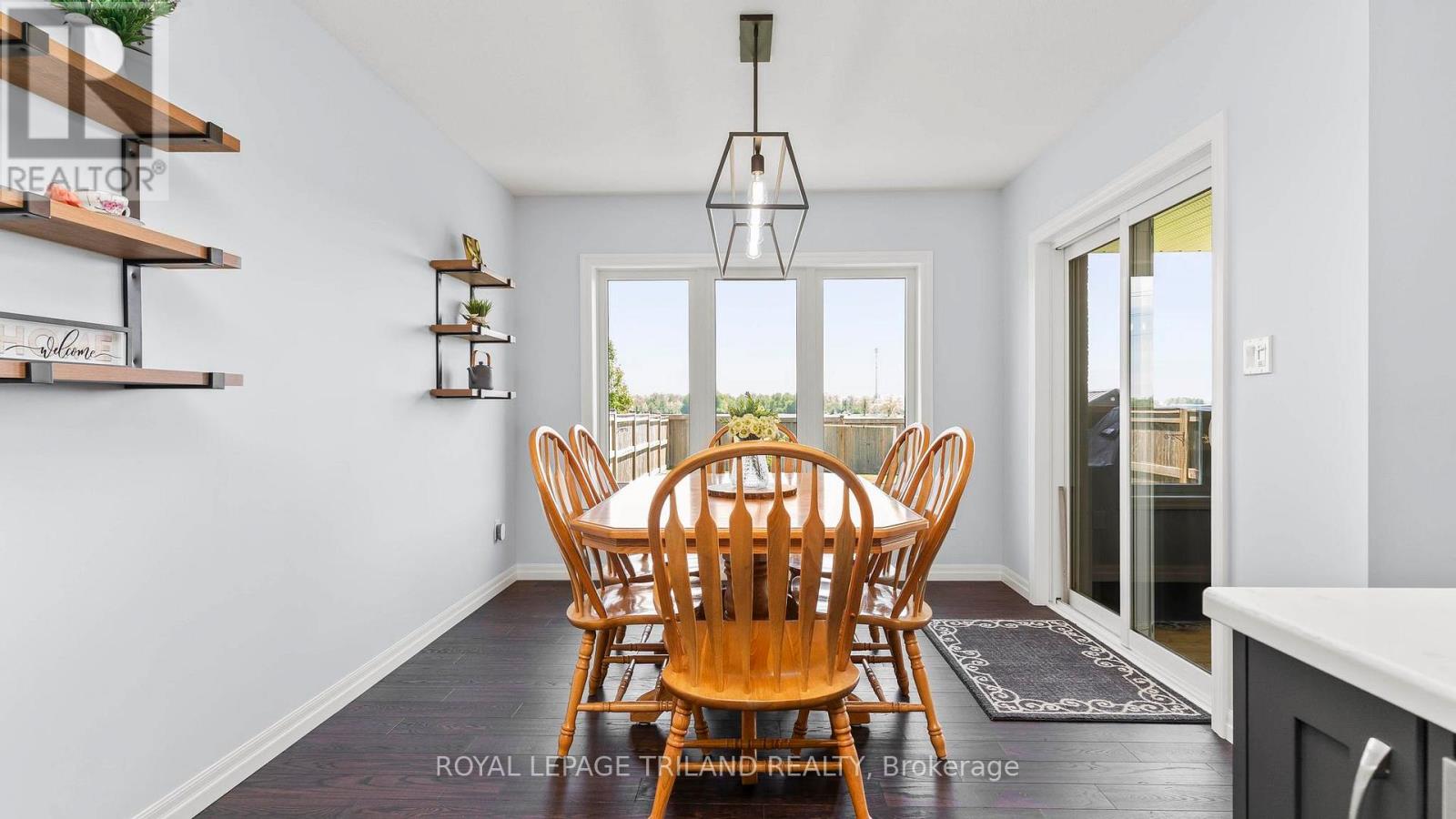 8 MELROSE COURT - 14
