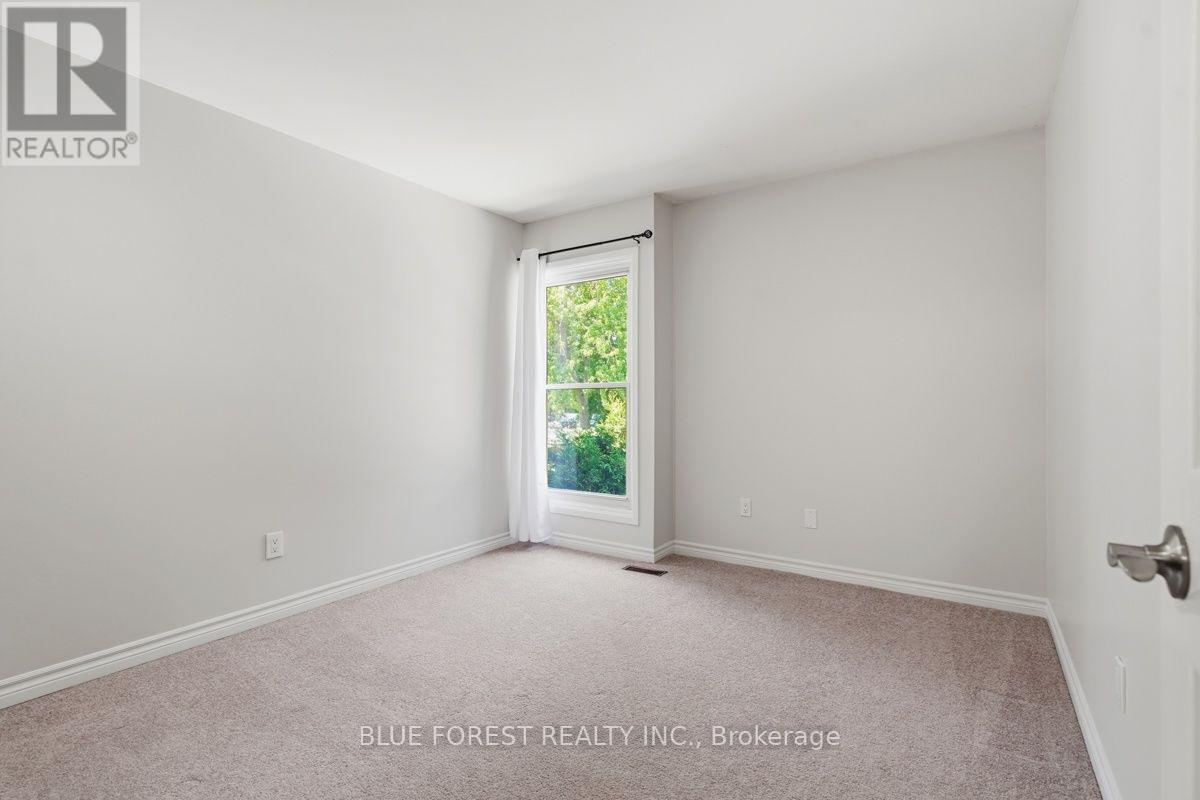 742 FANSHAWE PARK ROAD E - Image 29