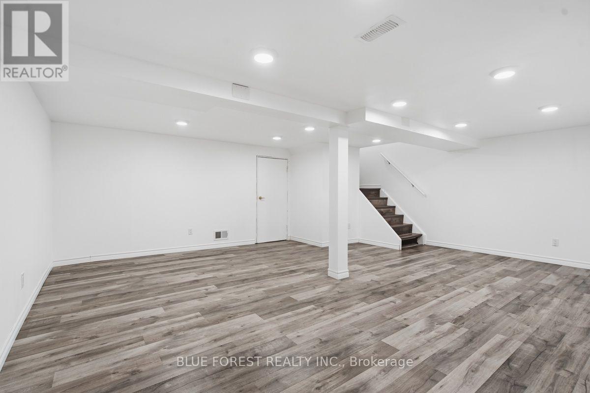 742 FANSHAWE PARK ROAD E - Image 36