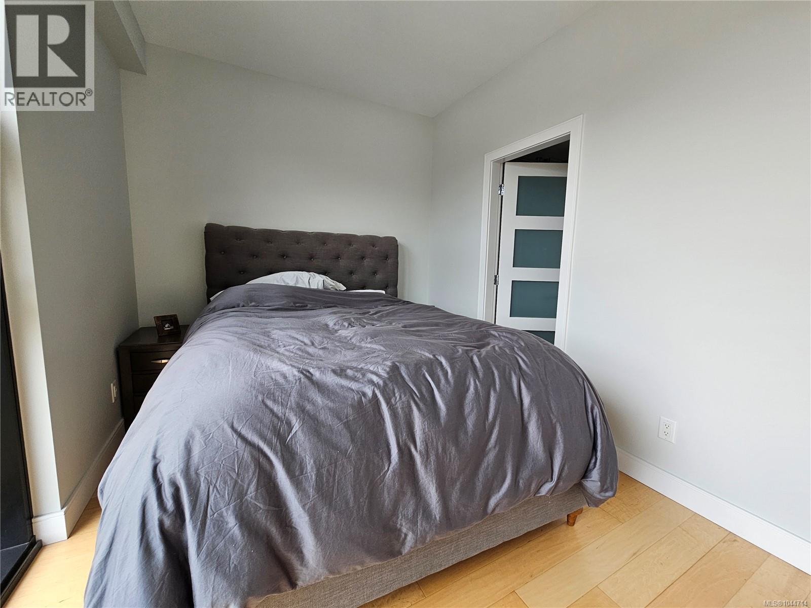 #S312 1411 Cook St - 10