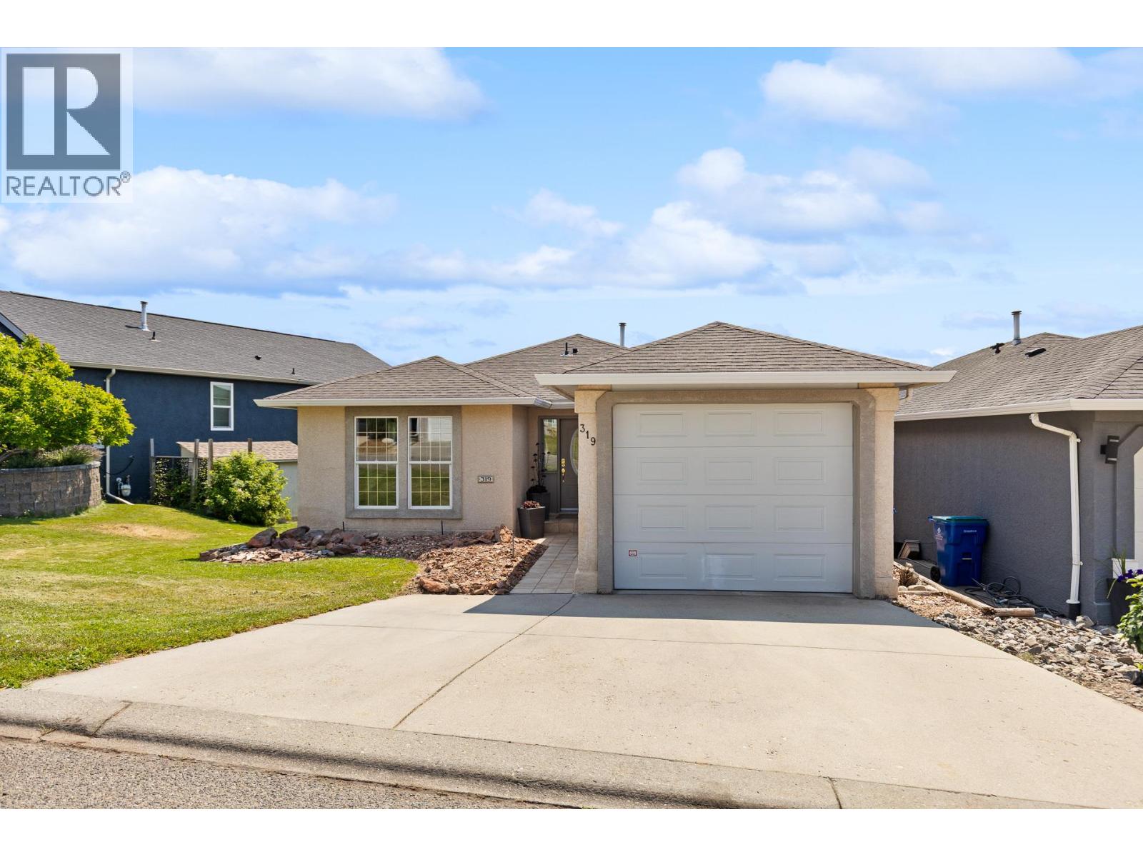 319 2440 Old Okanagan Highway, West Kelowna