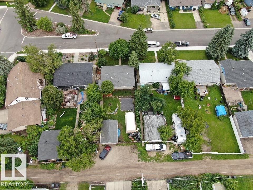 204 MOHR AV - Image 13