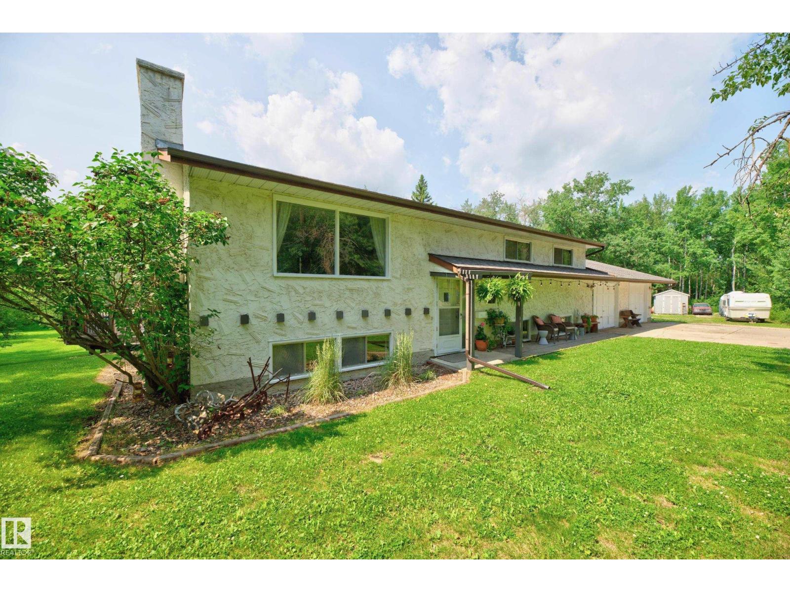#218 52435 Rge Road 223 - 1