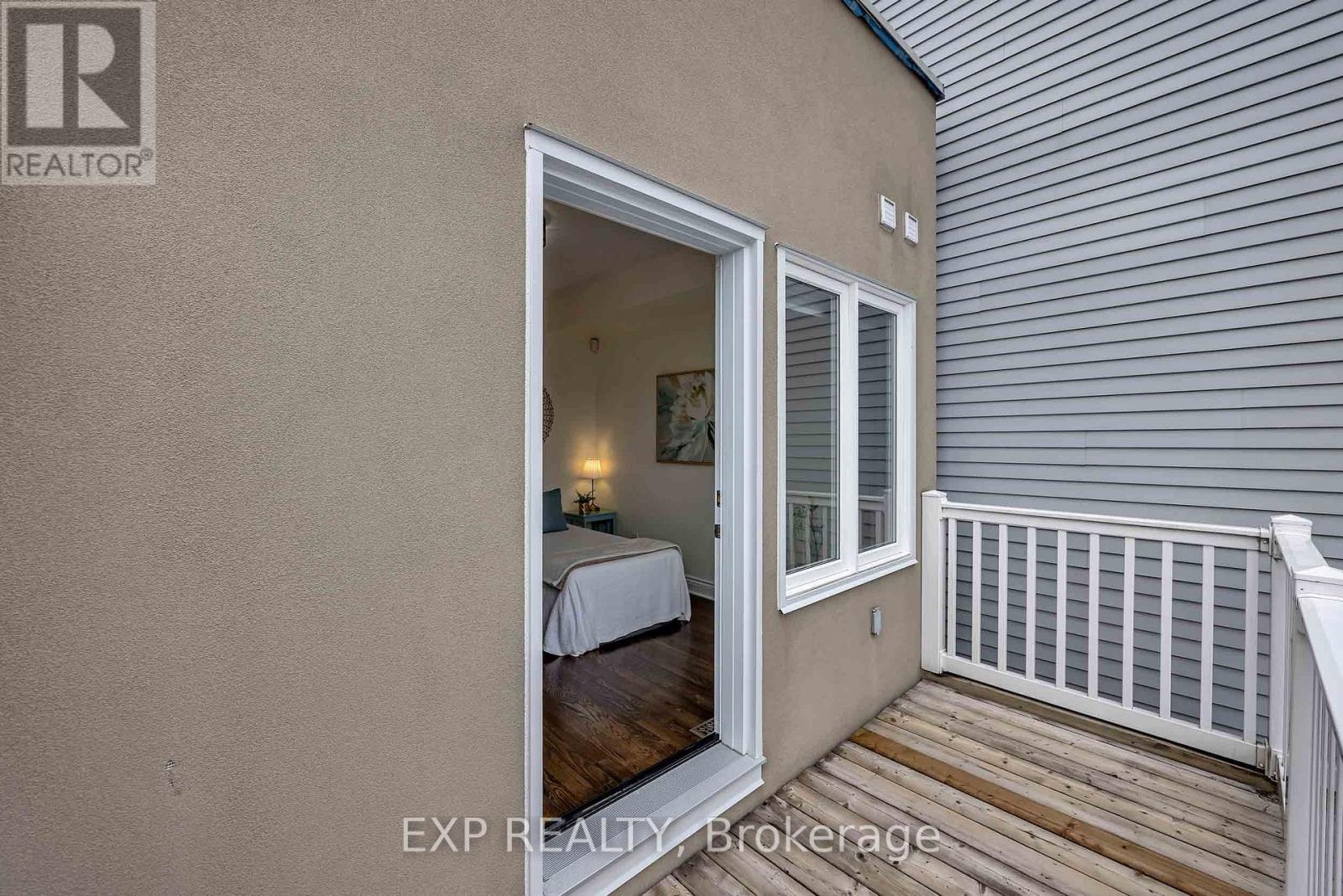 296 CAMBRIDGE STREET N - 26