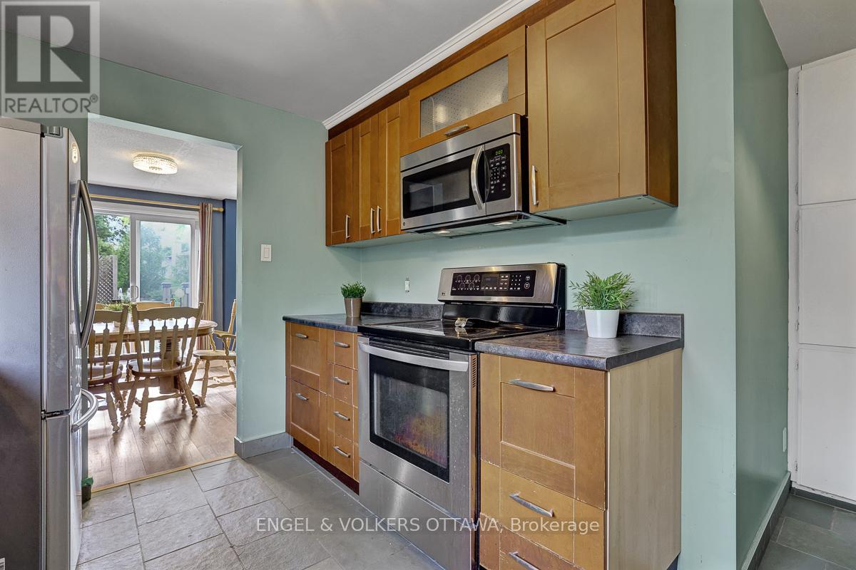 3 Bed, 3 Bath House for Sale in Ottawa – 1844 PRESTWICK DRIVE, Ottawa – MLS# X13621986 - Image 17