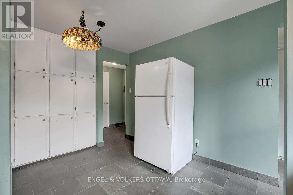 3 Bed, 3 Bath House for Sale in Ottawa – 1844 PRESTWICK DRIVE, Ottawa – MLS# X13621986 - Image 18