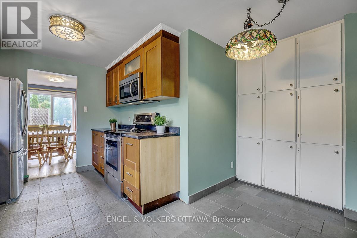 3 Bed, 3 Bath House for Sale in Ottawa – 1844 PRESTWICK DRIVE, Ottawa – MLS# X13621986 - Image 19
