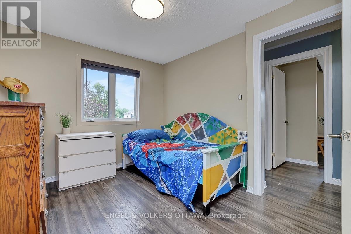 3 Bed, 3 Bath House for Sale in Ottawa – 1844 PRESTWICK DRIVE, Ottawa – MLS# X13621986 - Image 33