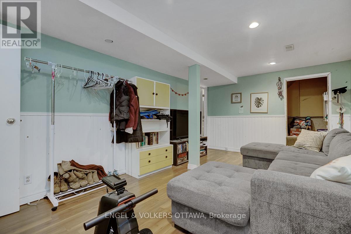 3 Bed, 3 Bath House for Sale in Ottawa – 1844 PRESTWICK DRIVE, Ottawa – MLS# X13621986 - Image 37