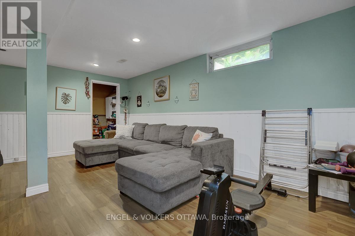 3 Bed, 3 Bath House for Sale in Ottawa – 1844 PRESTWICK DRIVE, Ottawa – MLS# X13621986 - Image 38