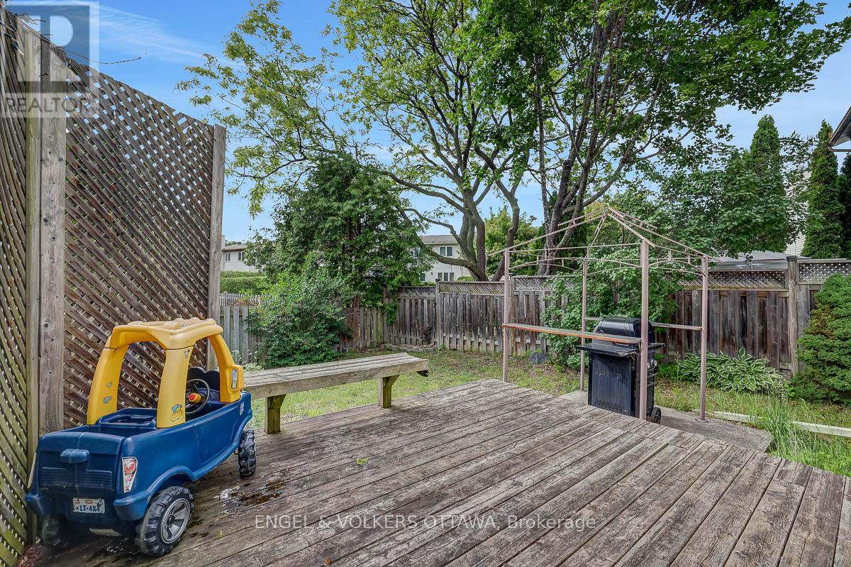 3 Bed, 3 Bath House for Sale in Ottawa – 1844 PRESTWICK DRIVE, Ottawa – MLS# X13621986 - Image 40
