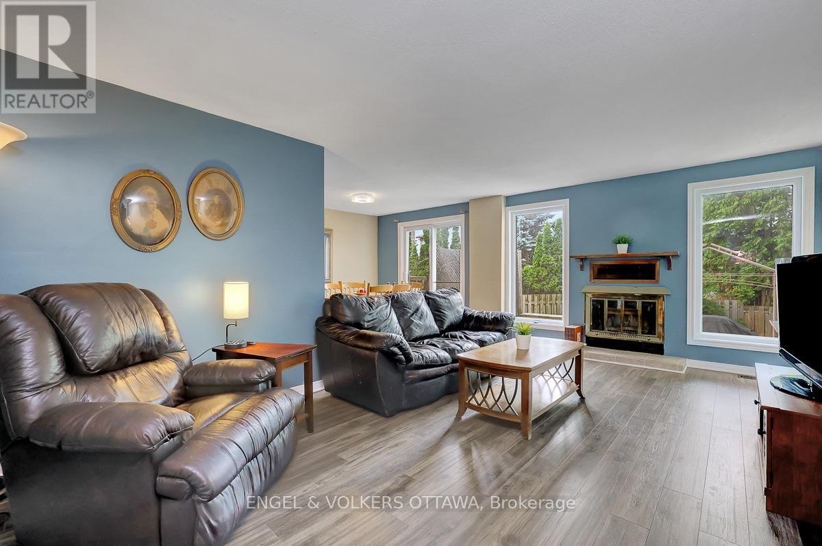 3 Bed, 3 Bath House for Sale in Ottawa – 1844 PRESTWICK DRIVE, Ottawa – MLS# X13621986 - Image 7
