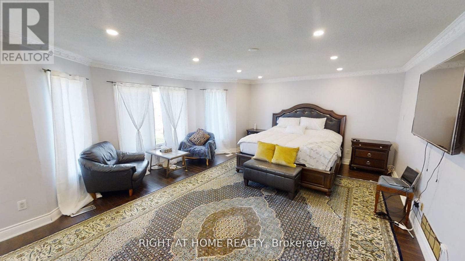 31 NORTHGATE CRESCENT E - 20