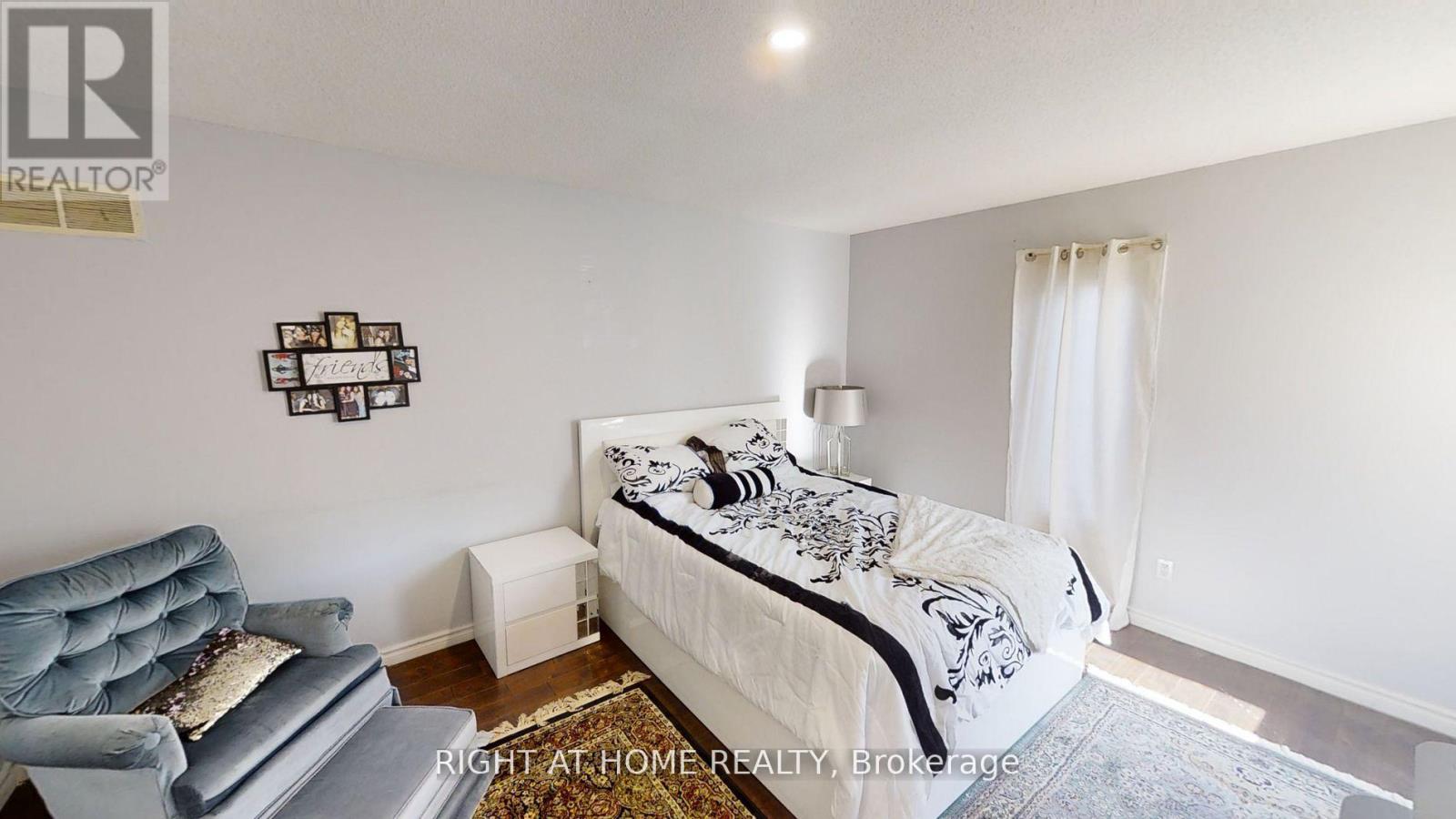 31 NORTHGATE CRESCENT E - 27