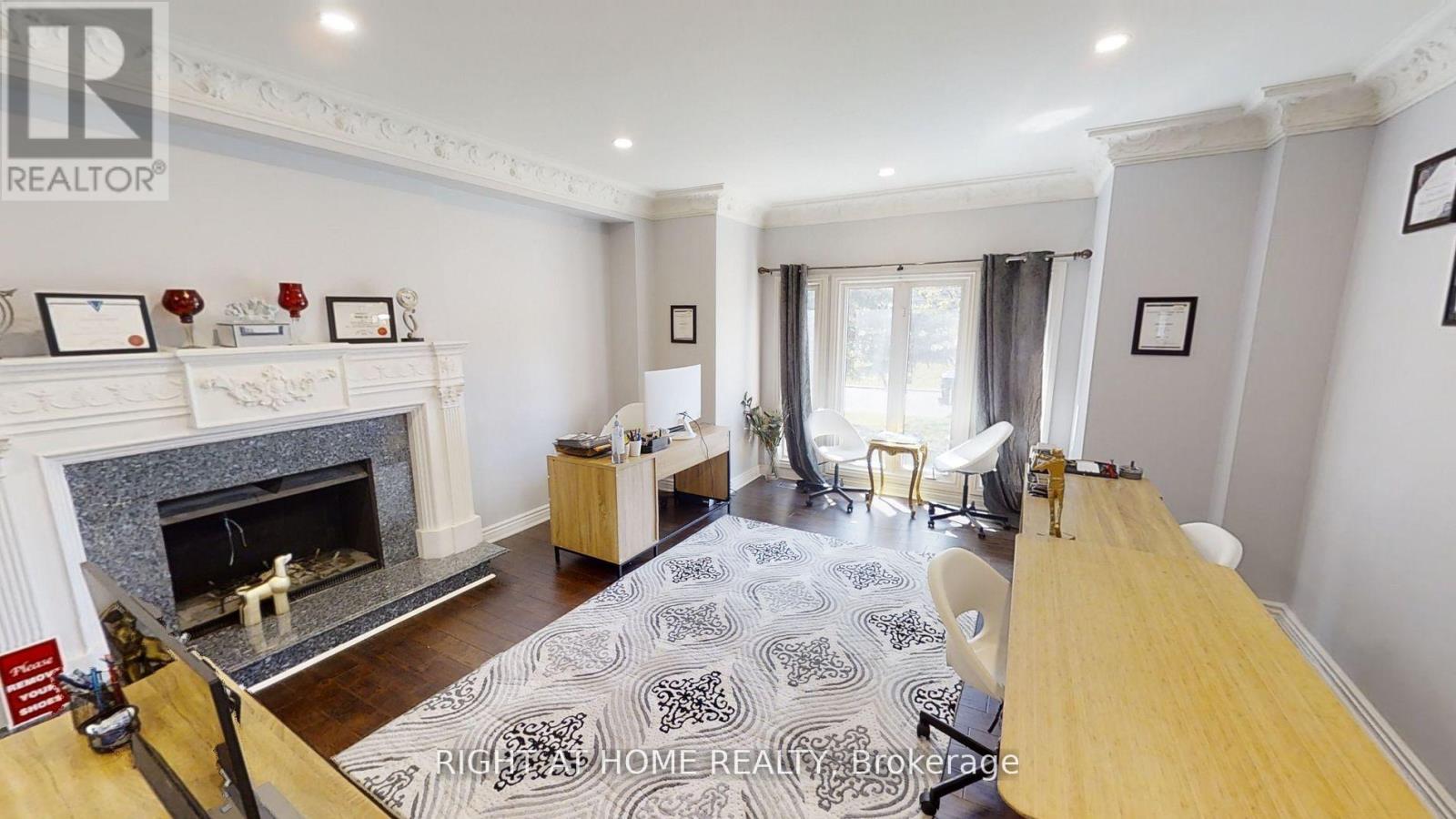 31 NORTHGATE CRESCENT E - 7
