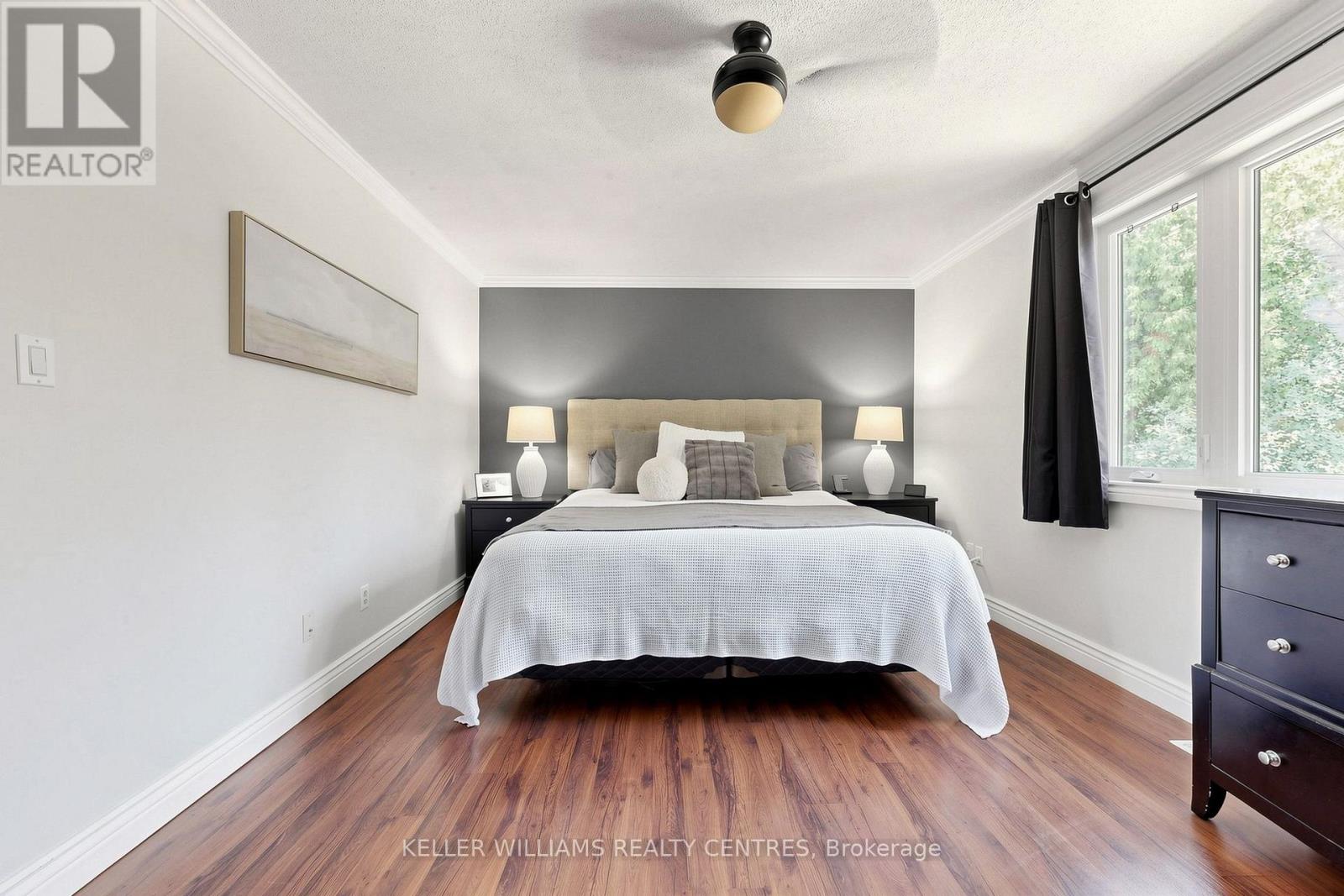 54 DOROTHY AVENUE - 17