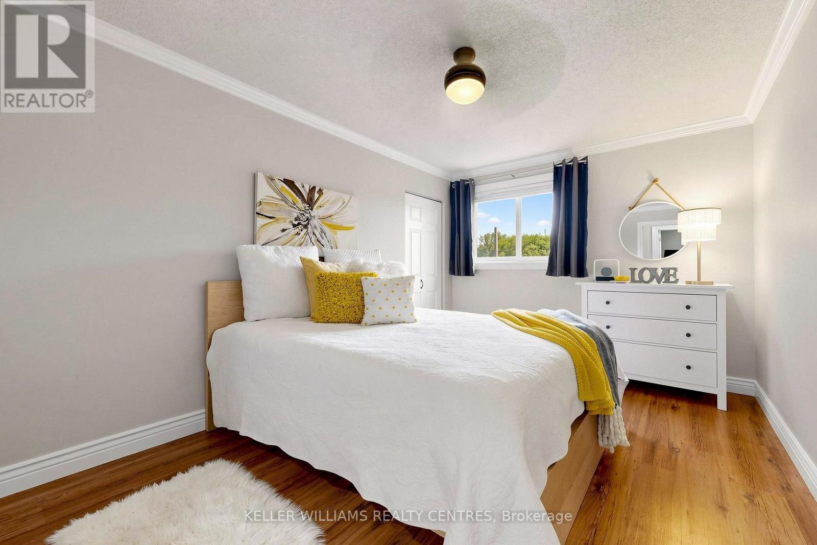 54 DOROTHY AVENUE - 20
