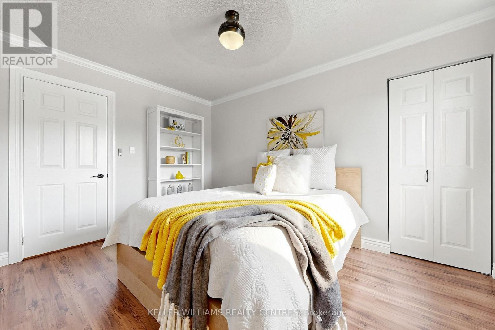 54 DOROTHY AVENUE - 21