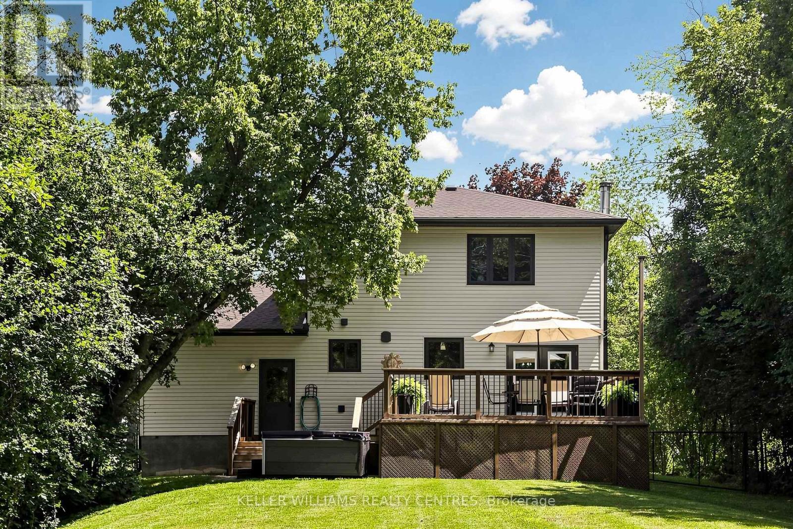 54 DOROTHY AVENUE - 29