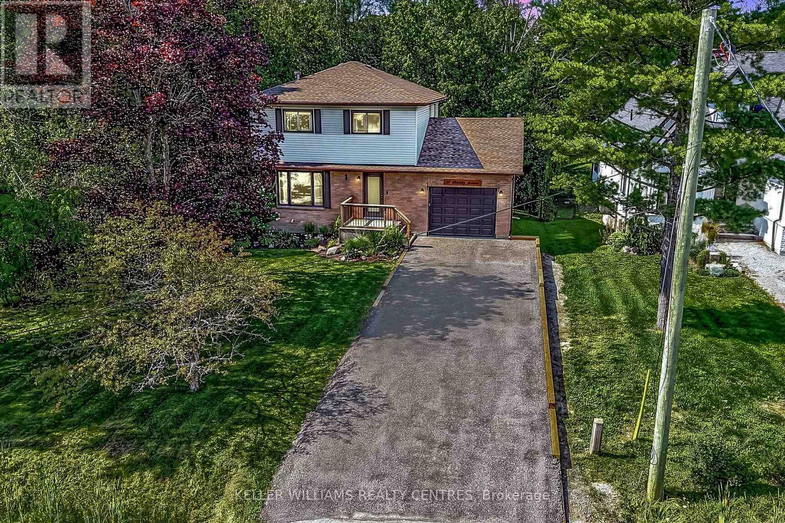 54 DOROTHY AVENUE - 39