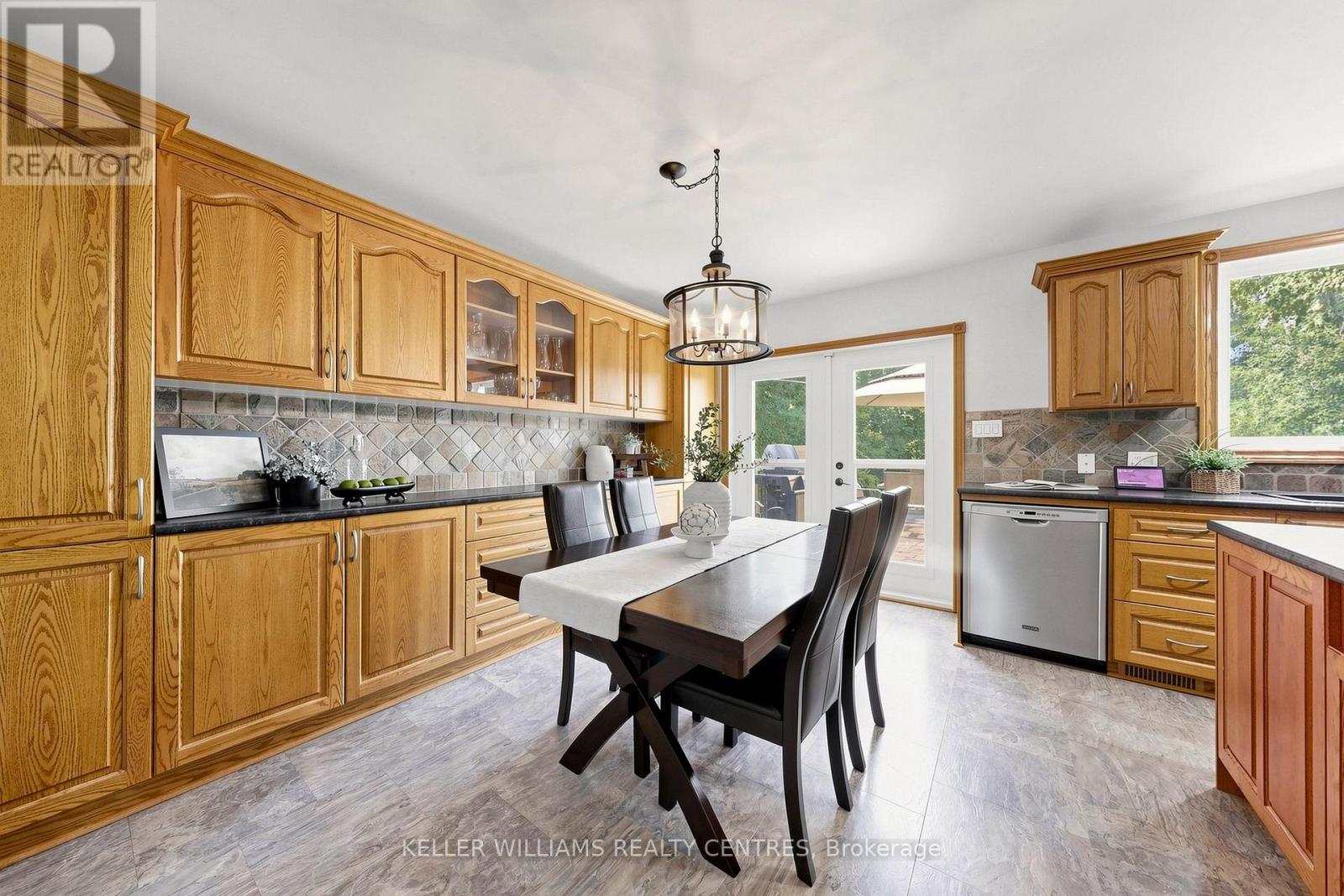 54 DOROTHY AVENUE - 6