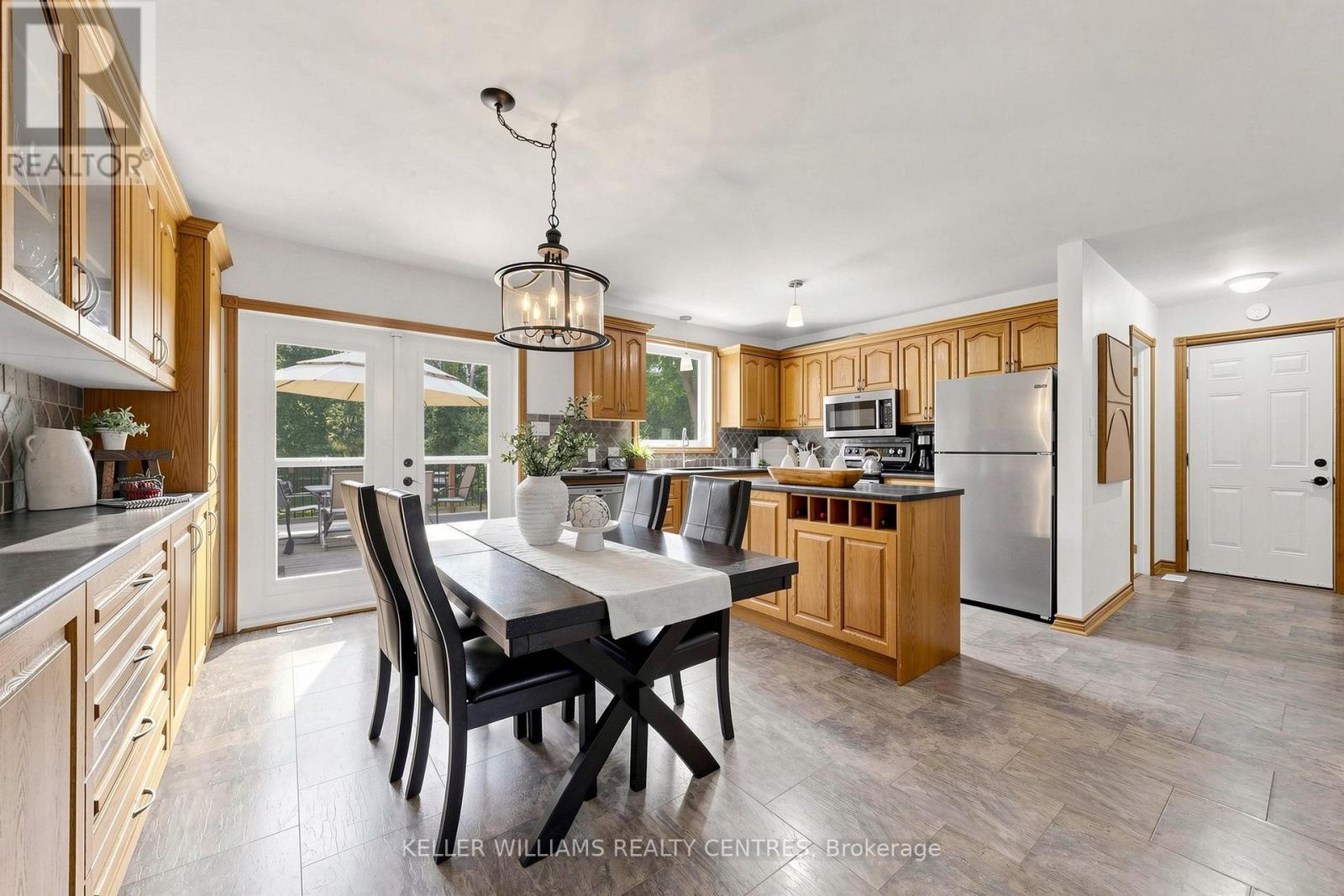 54 DOROTHY AVENUE - 9