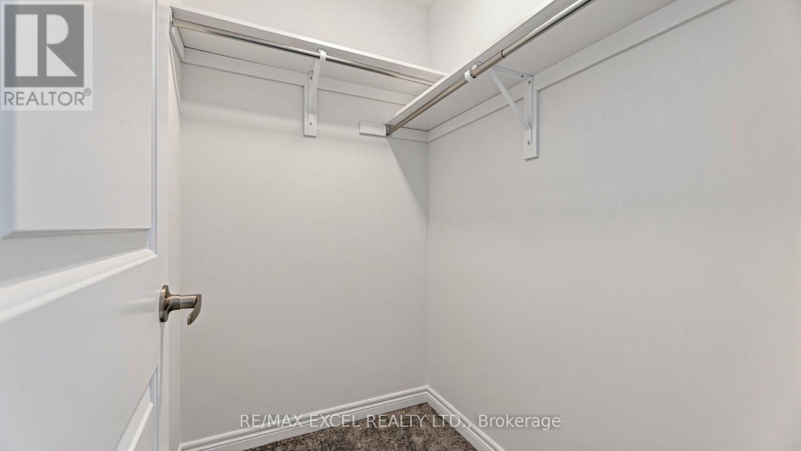 133 LAGEER DRIVE - 32