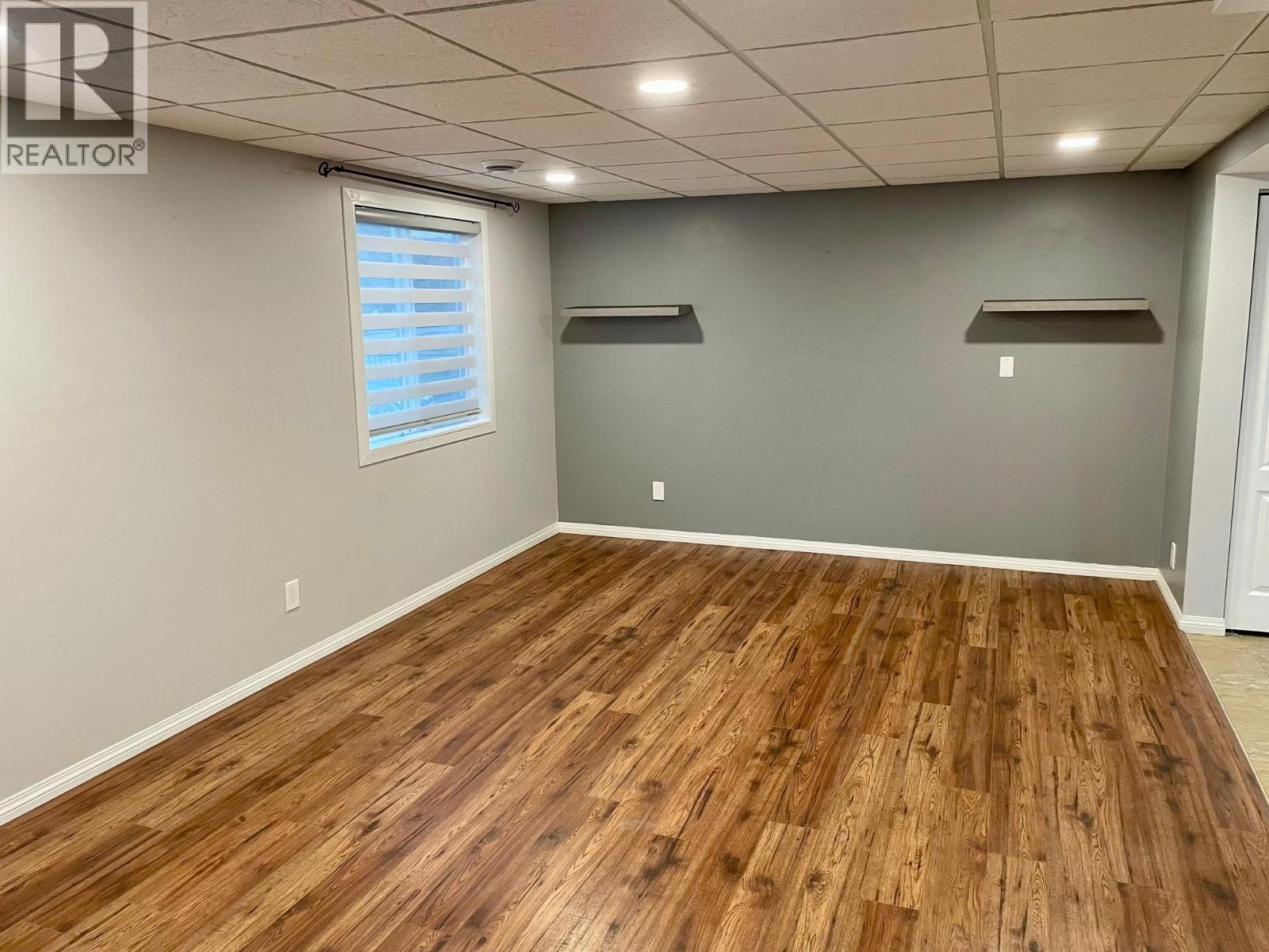 2045 Valleyview Drive - 55