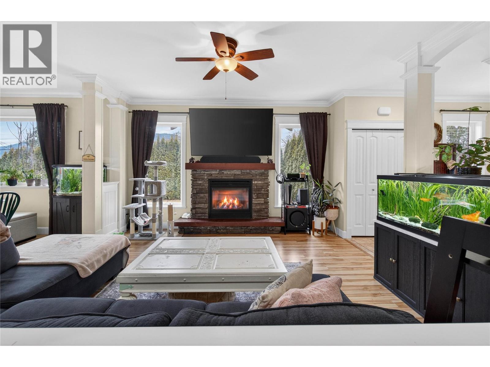  2991 7 Avenue Northeast, Salmon Arm