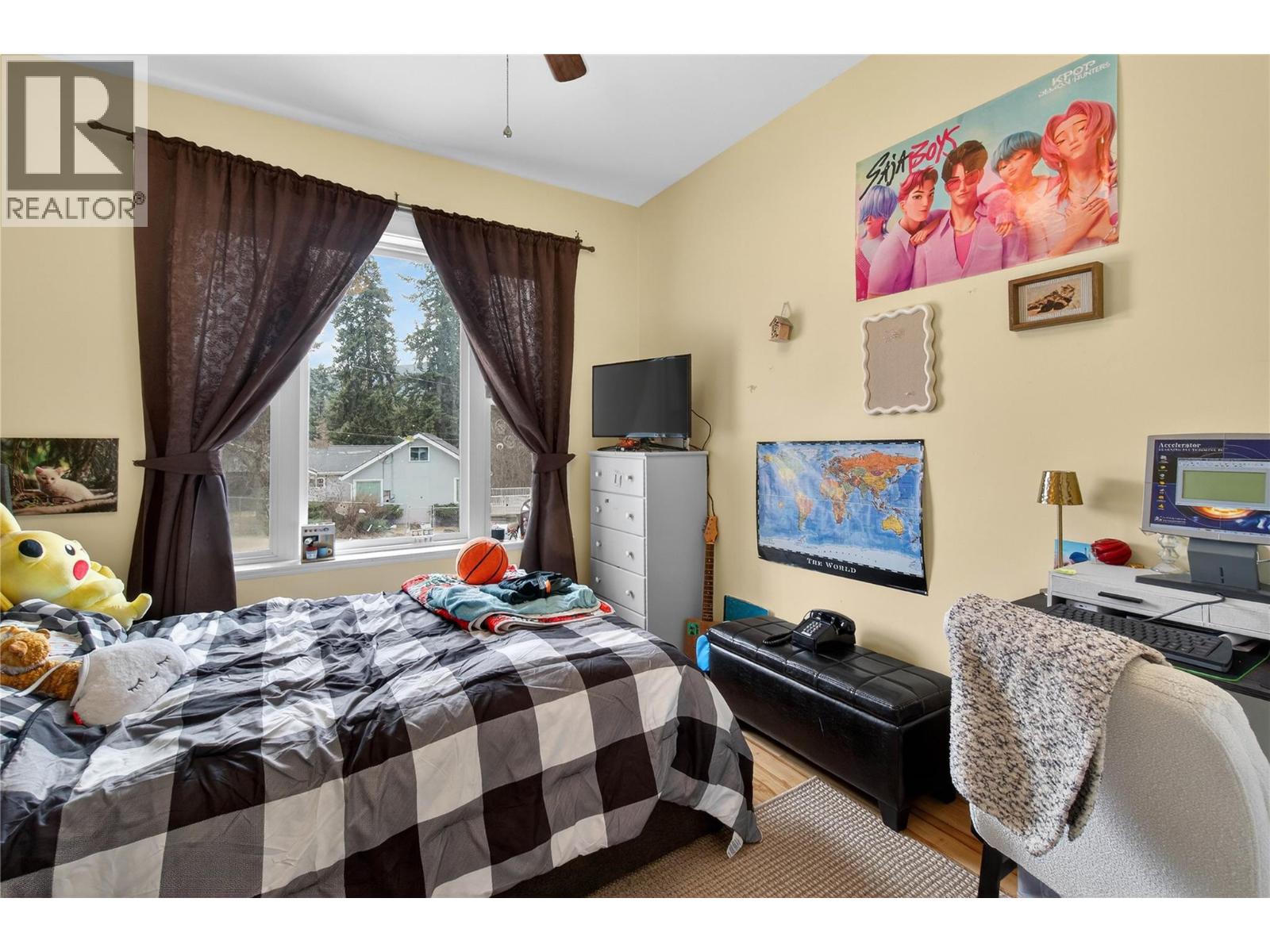  2991 7 Avenue Northeast, Salmon Arm