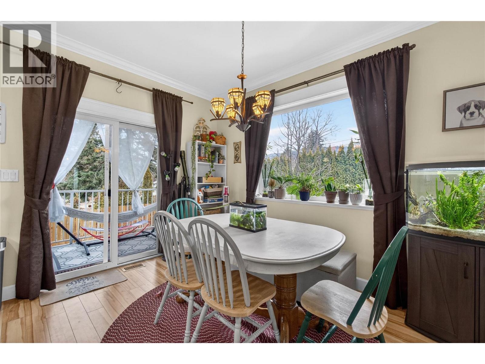  2991 7 Avenue Northeast, Salmon Arm