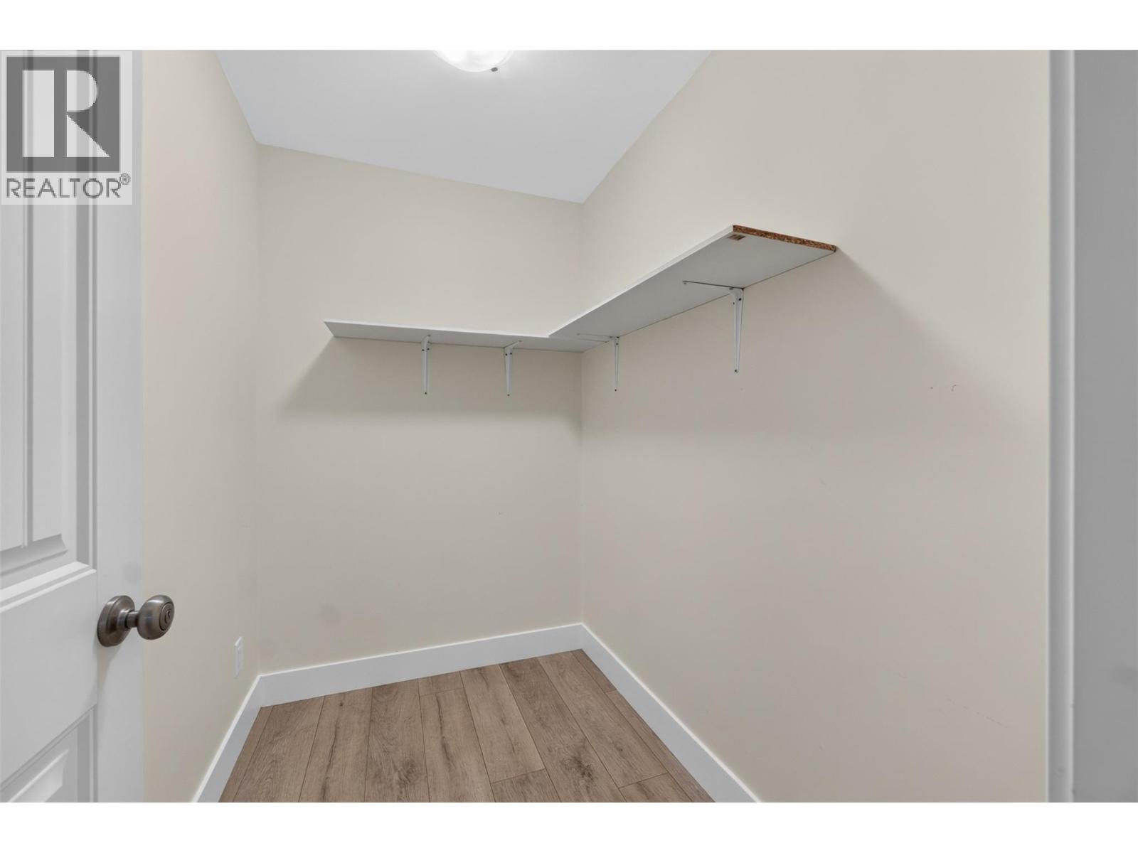  2991 7 Avenue Northeast, Salmon Arm