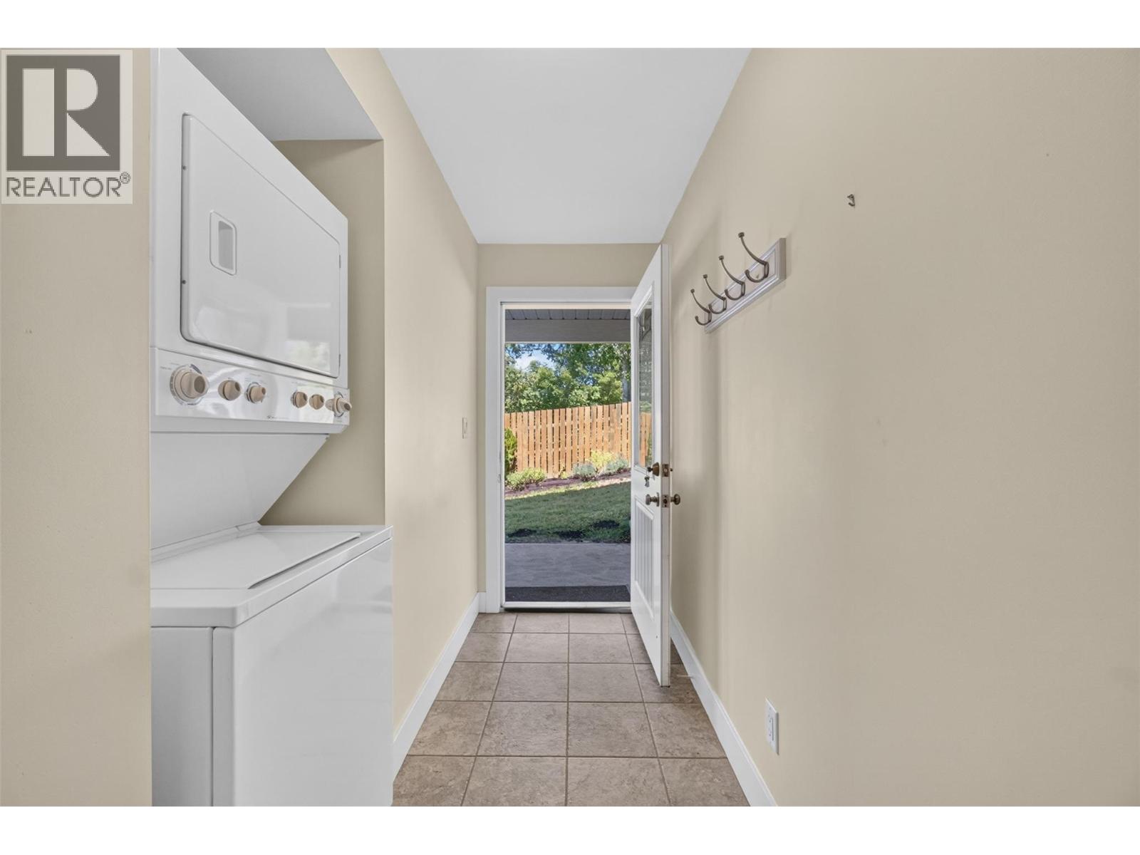 2991 7 Avenue Northeast, Salmon Arm