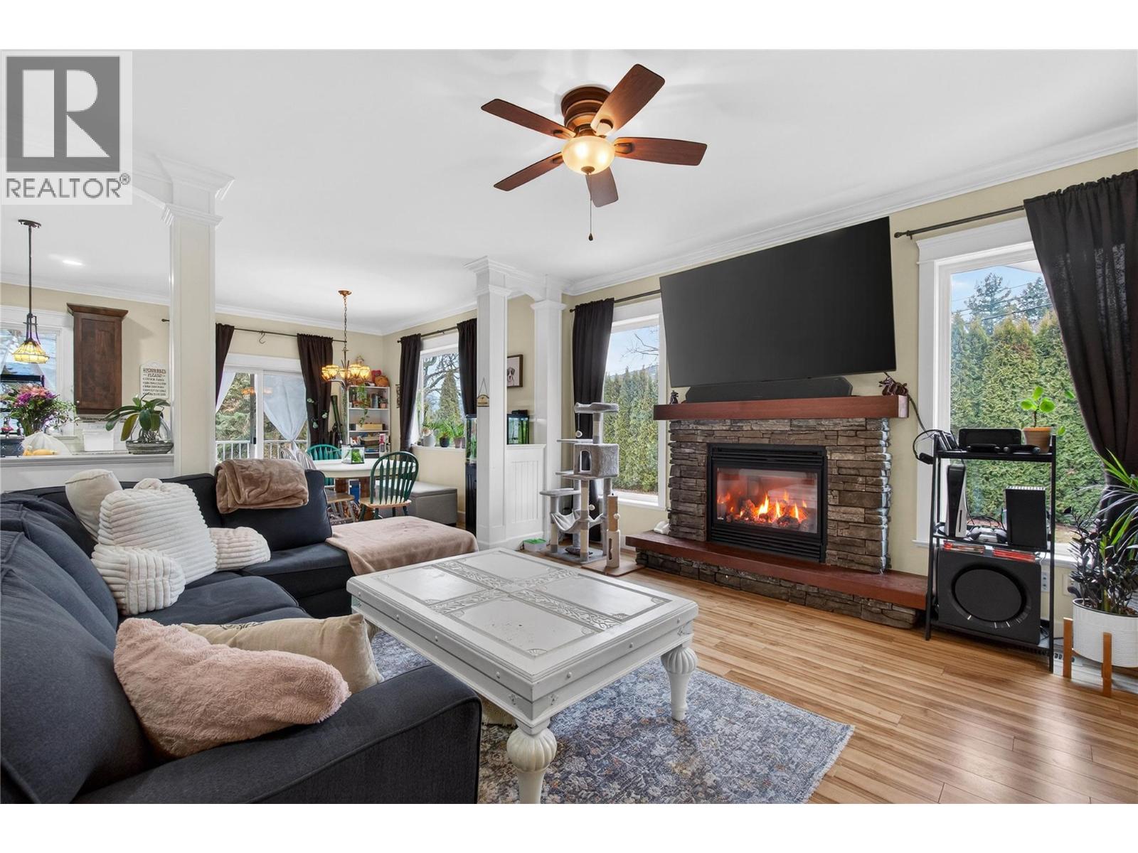  2991 7 Avenue Northeast, Salmon Arm