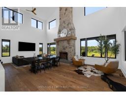 2224 Rainbow Valley Road W, Springwater, ON L9X1G3 Photo 11