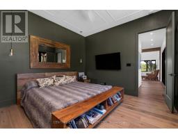 2224 Rainbow Valley Road W, Springwater, ON L9X1G3 Photo 15