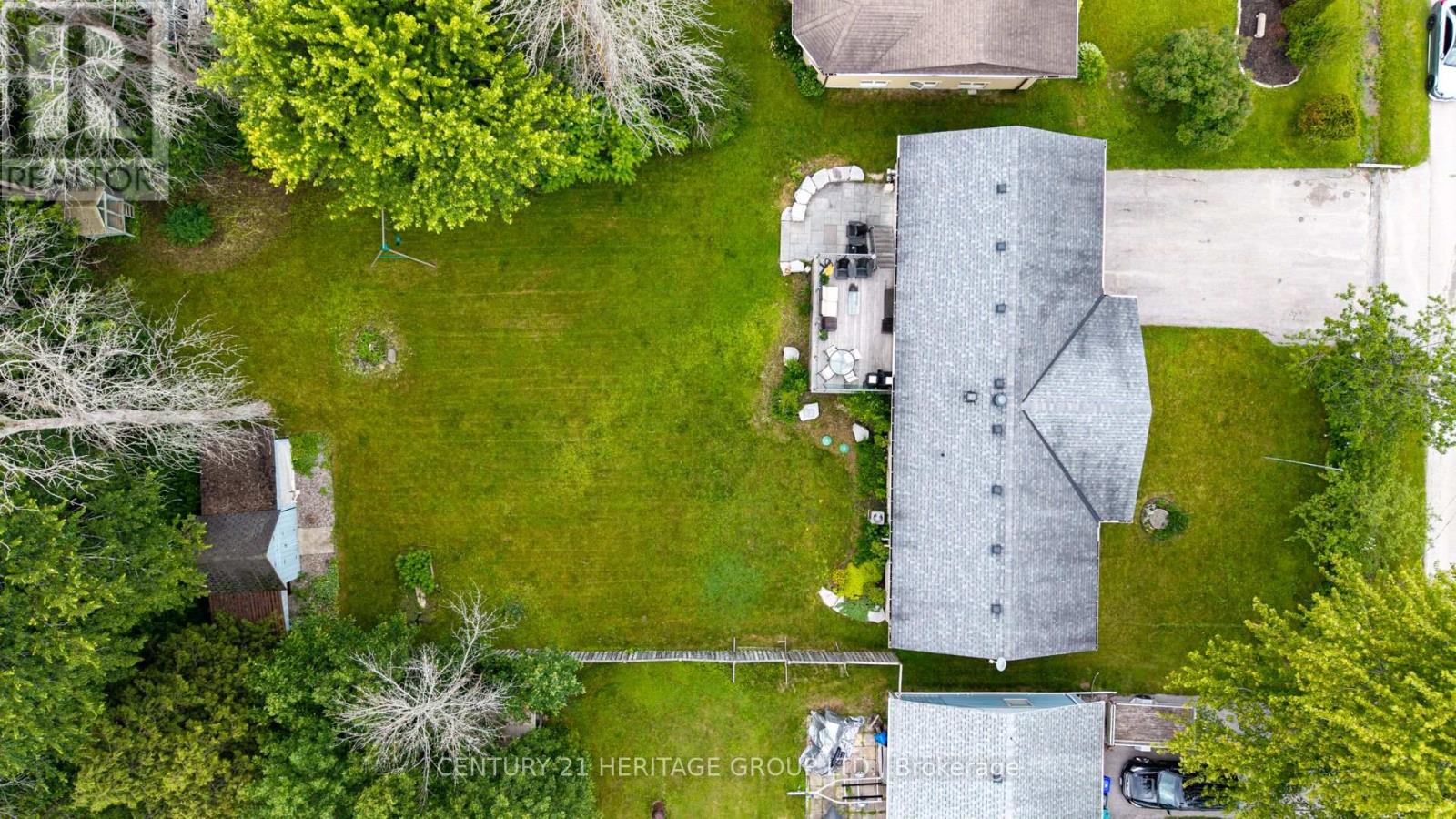 1151 BIRCH ROAD - Image 29