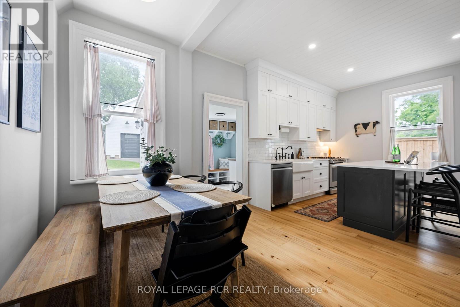 22 JOHN STREET - 17