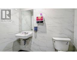 2584 Finch Avenue W, Toronto, ON M9M2G3 Photo 8