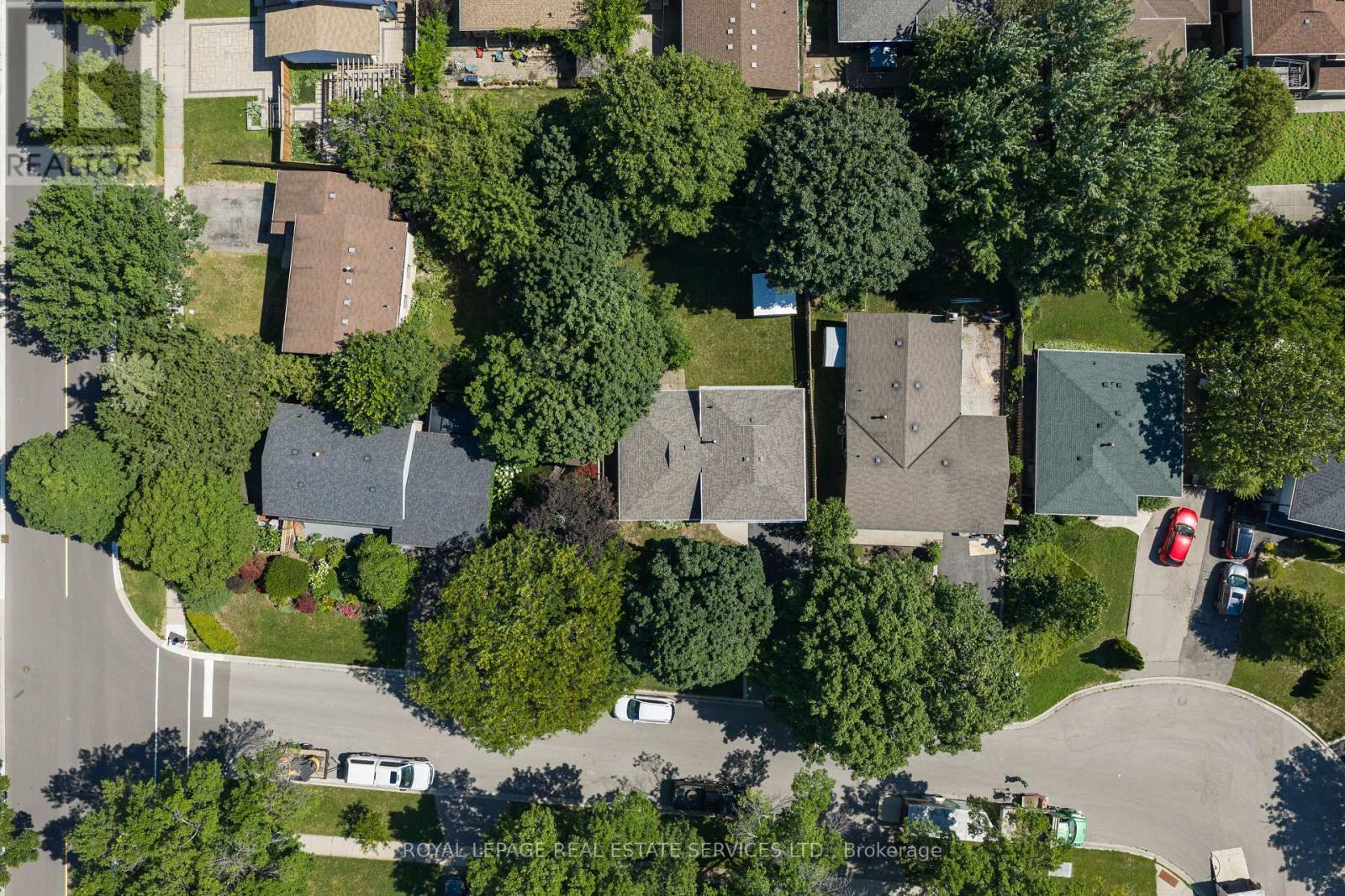 18 OSBORNE CRESCENT - Image 28