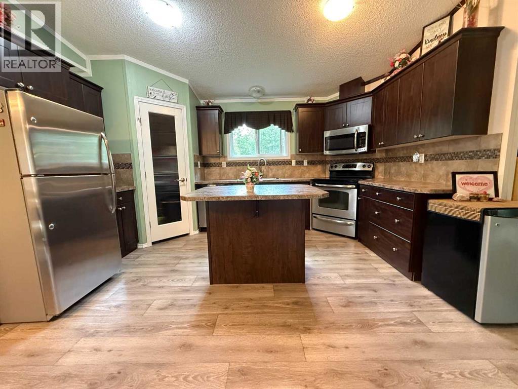 8 131074 Twp Rd 590