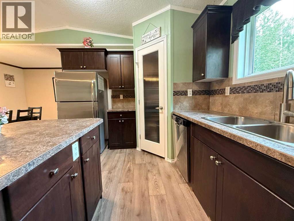 8 131074 Twp Rd 590