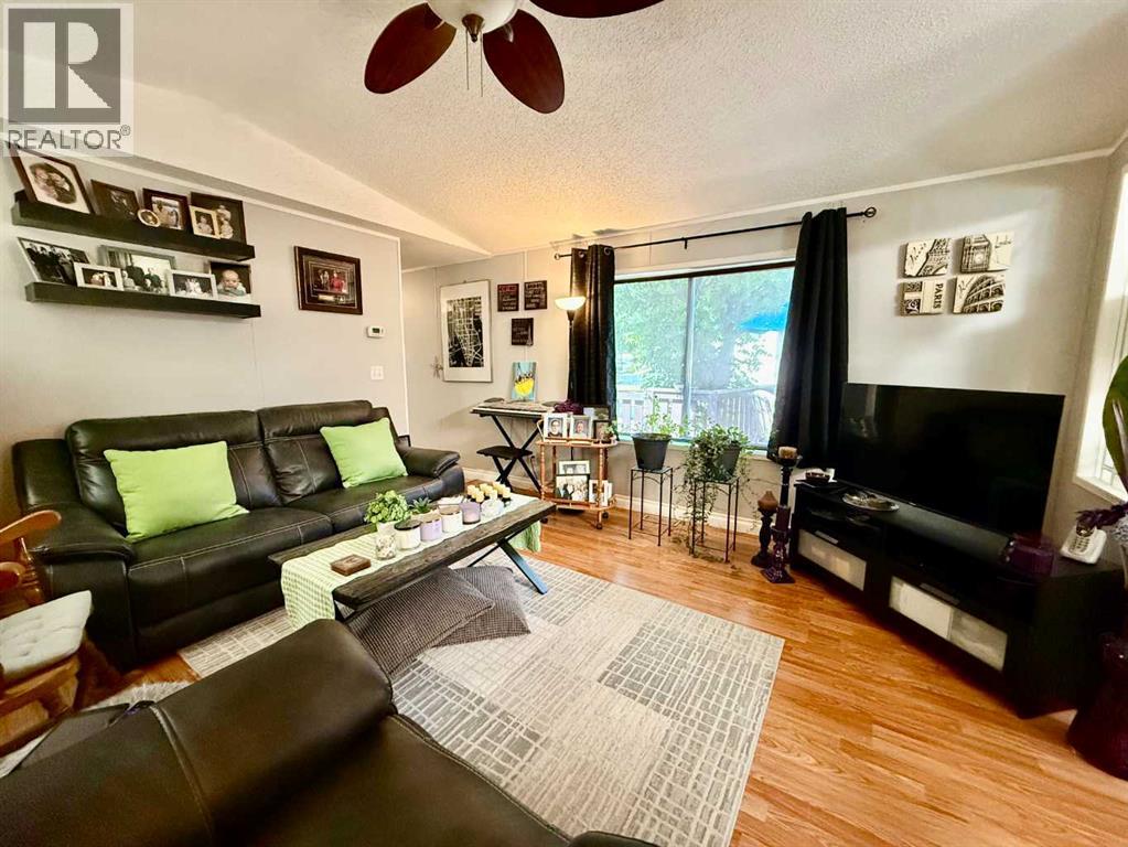 4024 51 Avenue - Image 8
